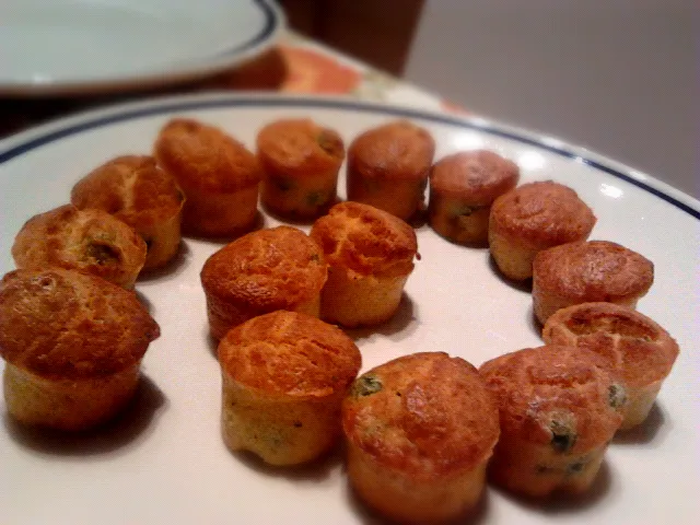 Mini muffin prosciutto e piselli|sonia borさん