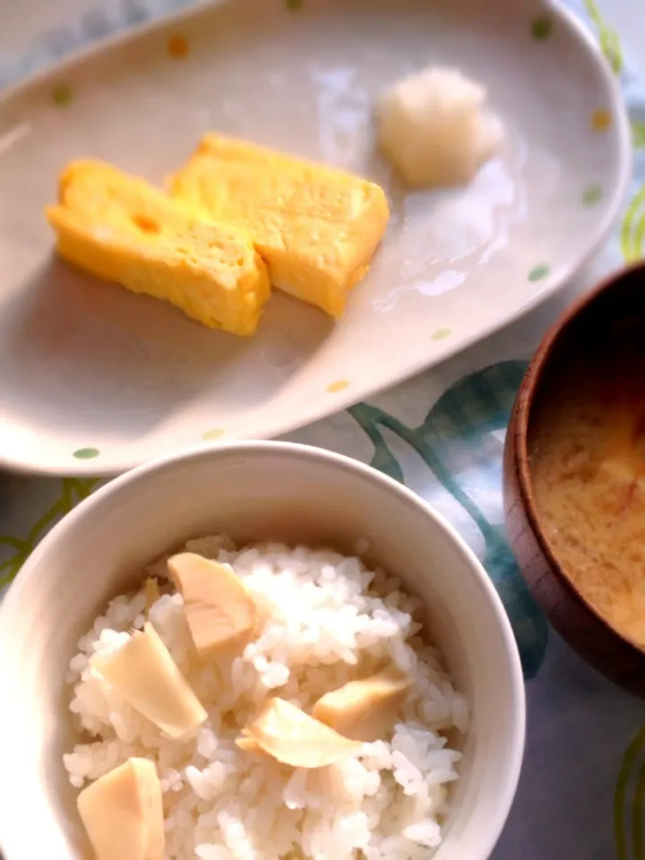 竹の子ご飯たけたよぉ(๑´ڡ`๑)|かよさん