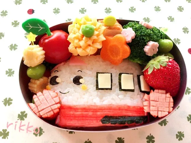 💛🚅新幹線弁当💛|rikkoさん