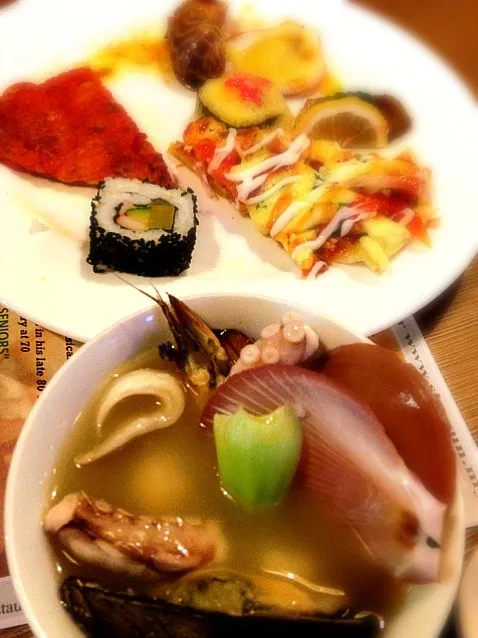 Seafood ginseng soup + kimchi pancake + seafood pizza|ヤプさん