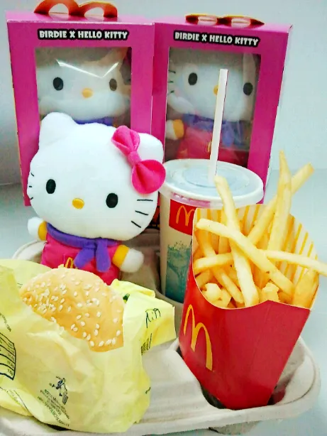 Hello Kitty lunch with me|m!ckongさん