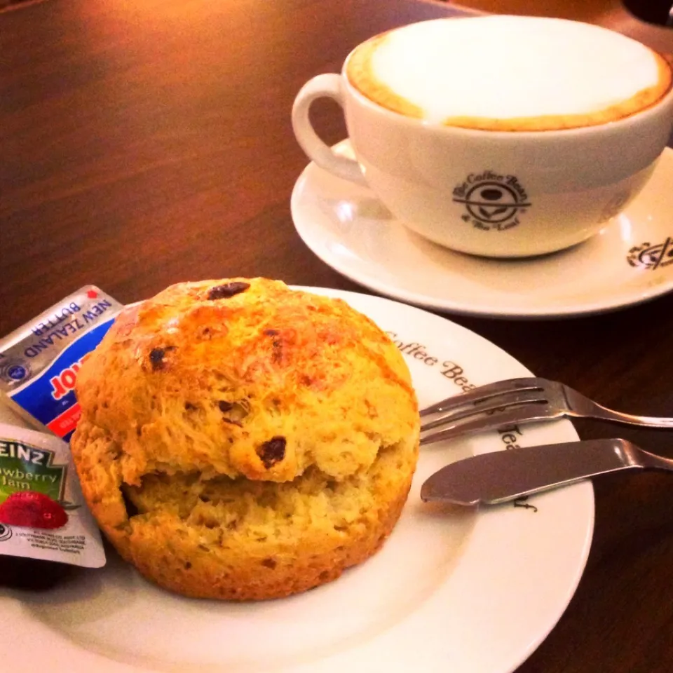 Snapdishの料理写真:Cappuccino £ PeanutButter Cookies|angela angieさん