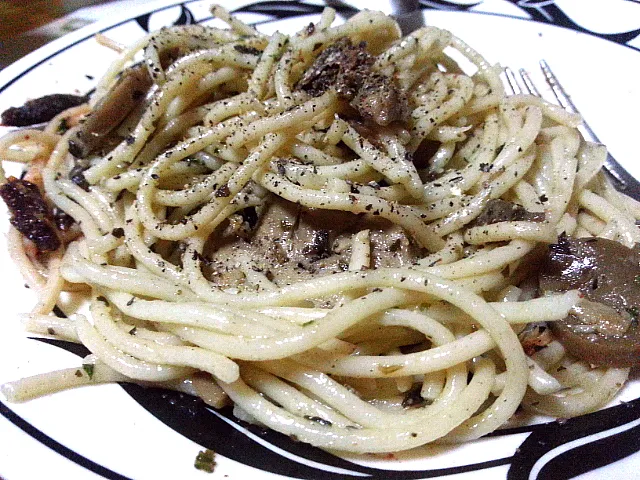 tuyo & mushroom pesto|joanna vinasさん