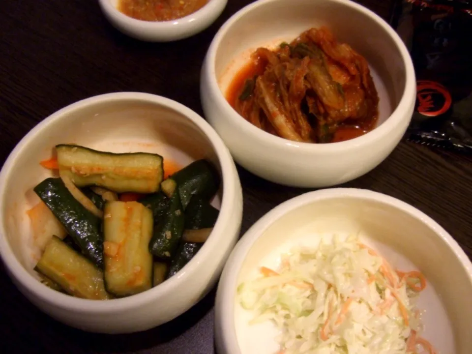 Assorted Appetizers - Pickled Cucumber, Coleslaw & Kimchi|Yvonne Limさん