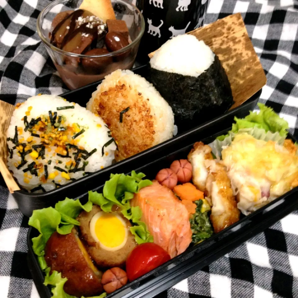 Snapdishの料理写真:5/10 おにぎり弁当|Mikaさん