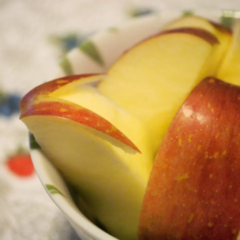 Snapdishの料理写真:An apple|PoPPaPさん