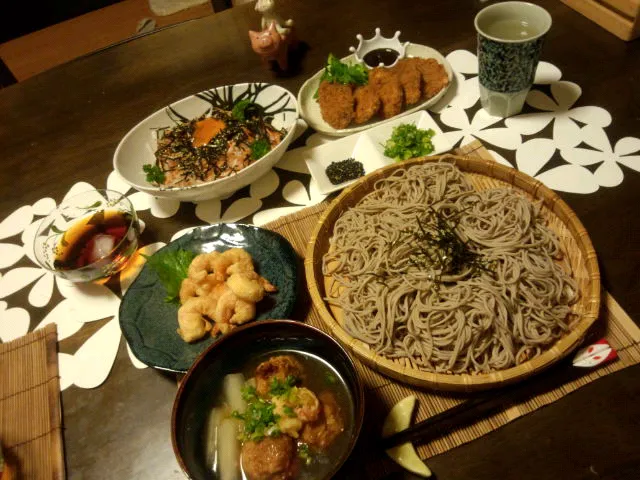 蓮根と海老の饅頭、そば、海老天、ヒレカツなど…|ゆかさん