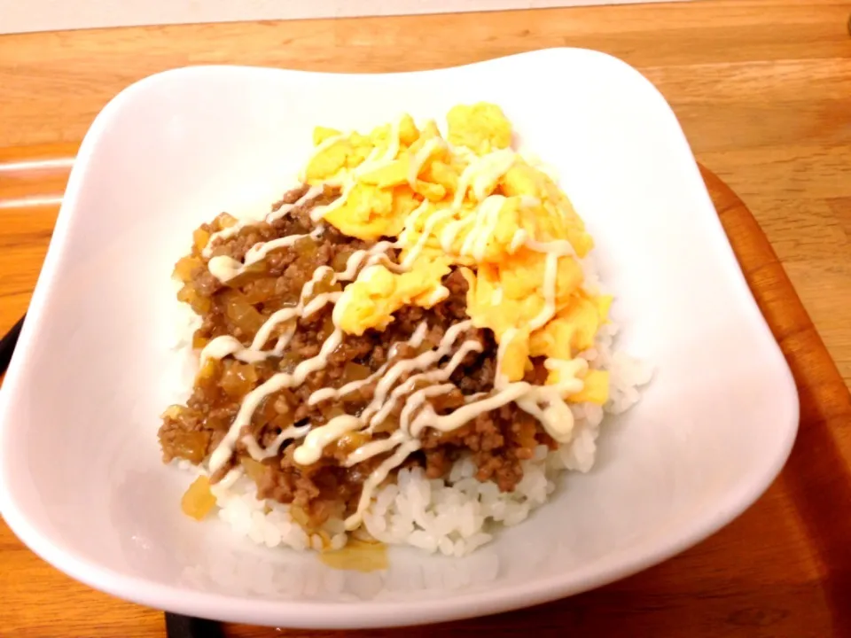 まかないそぼろ丼|まからいとさん