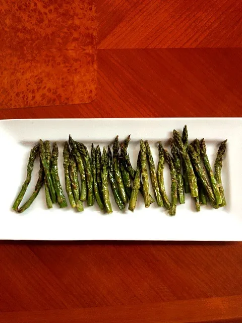 Oven roasted asparagus|Melissa Besterさん