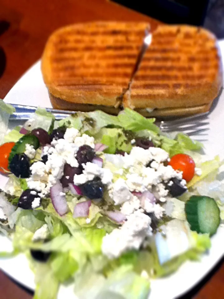 Snapdishの料理写真:Turkey breast panini and Greek salad @TB Dog|amyさん