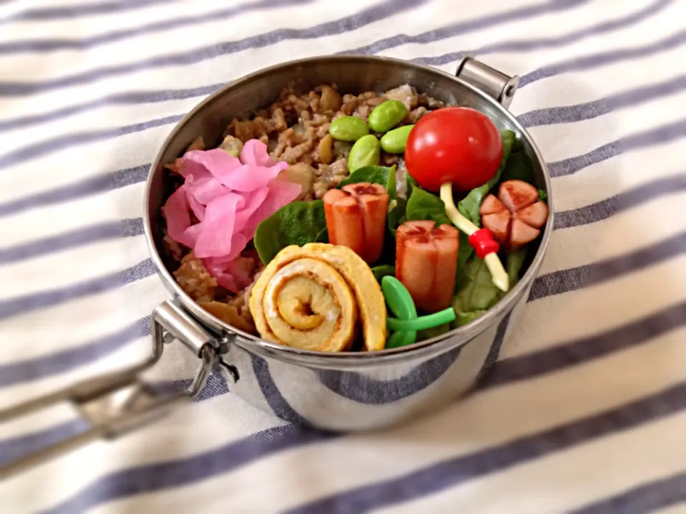 5月11日  ひき肉と舞茸と白菜のあんかけどんぶりのお弁当|かとっちみゆさん