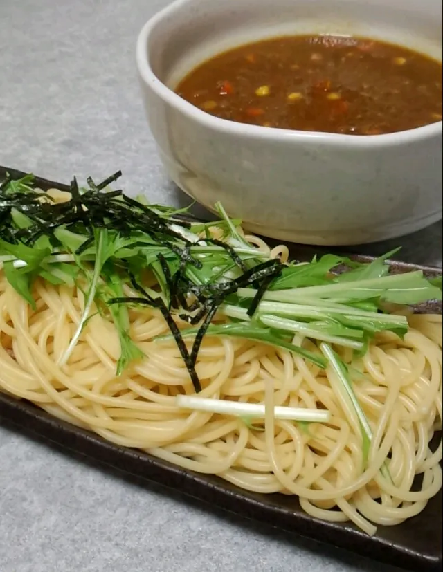 Snapdishの料理写真:昼のキーマカレーでつけパスタ|平原知宏さん