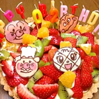 Snapdishの料理写真:娘ッ子2歳の誕生日ケーキ|まみさん