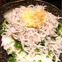 Snapdishの料理写真:しらす丼！|みなぞう☆彡さん