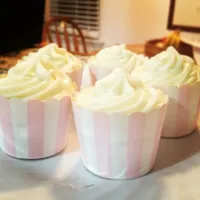 Carrot cupcakes with CCF on top!|ida guldhammerさん