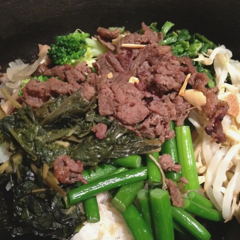 Snapdishの料理写真:Dolsot Bibimbap|Stephanie Cさん