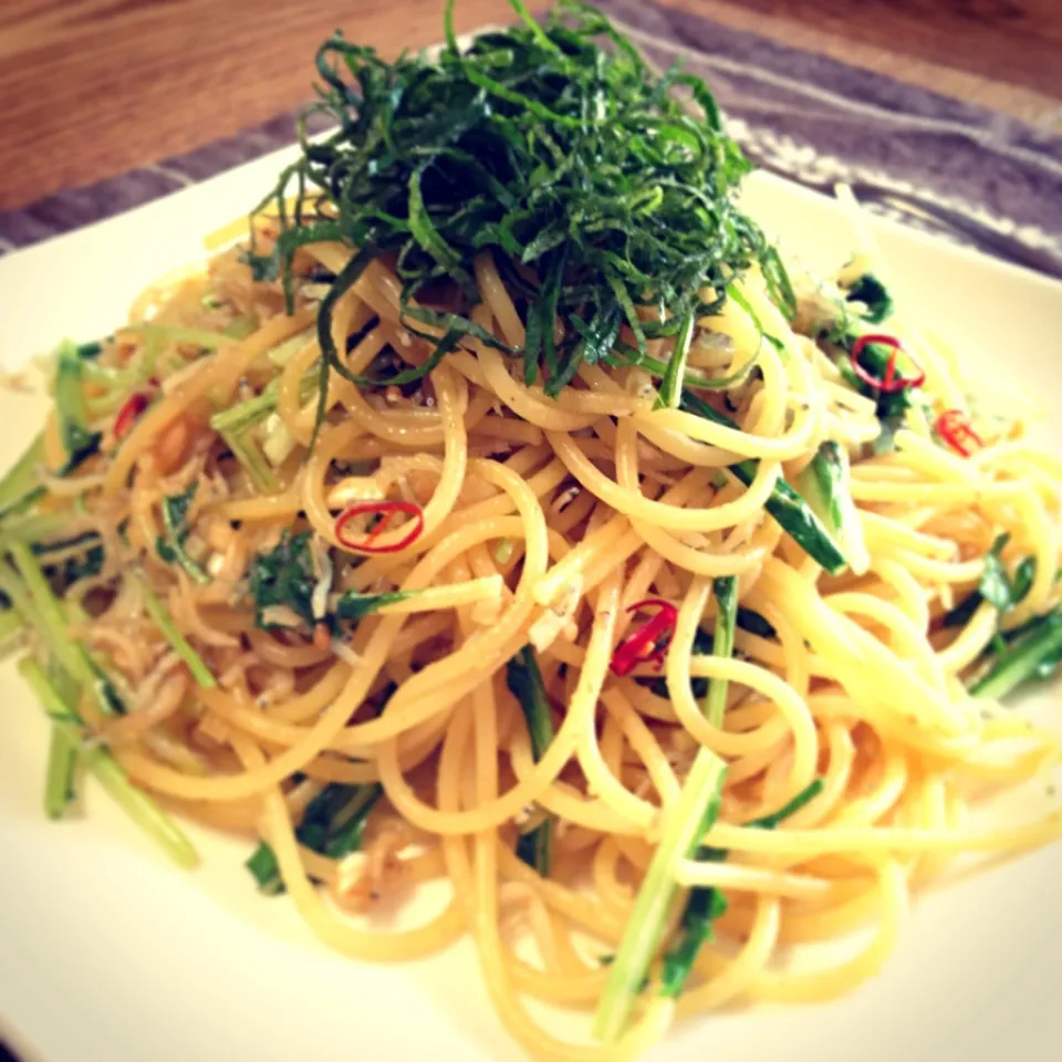 昨日の香味ゴマだれで☆しらすと水菜のパスタ♪|おかなさん