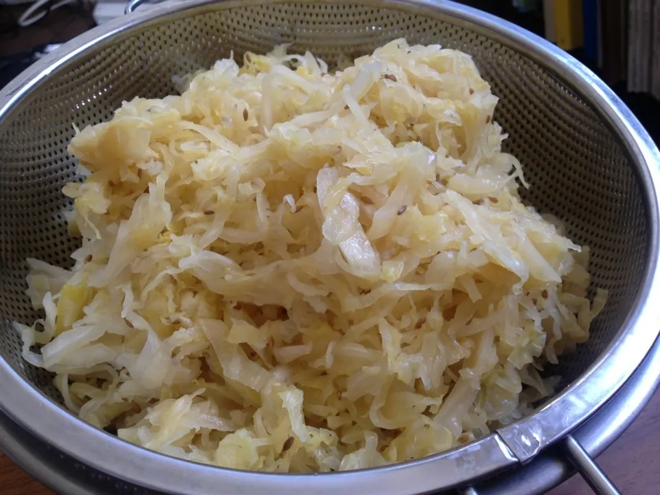 Sauerkraut with garlic and caraway seeds|Halfdan Rumpさん