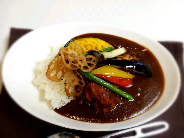 Snapdishの料理写真:野菜たっぷりカレーライス|rumi♪♪さん