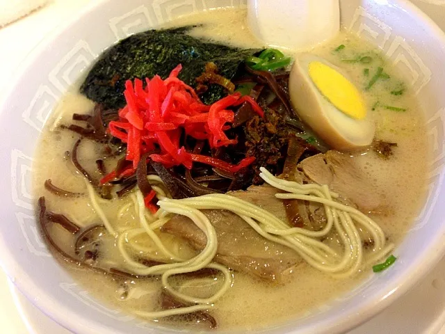 Snapdishの料理写真:豚骨ラーメン|鰻大好き❤さん