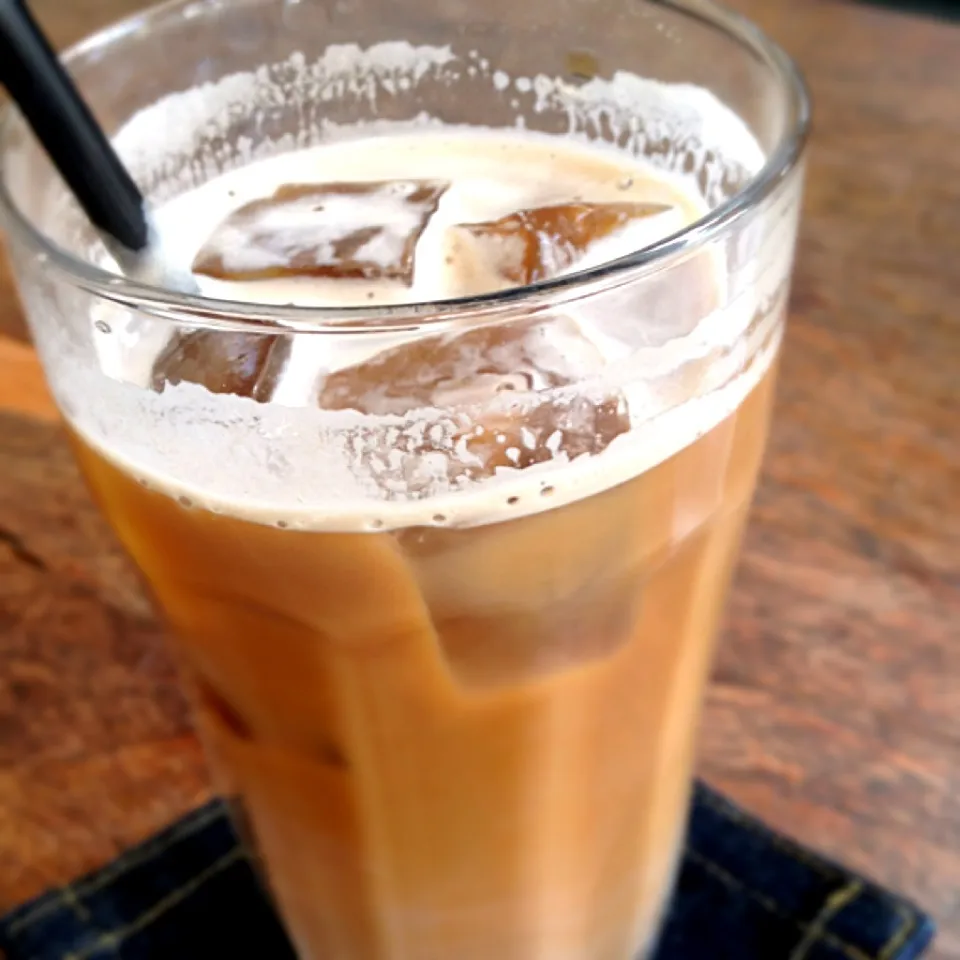 Iced latte|lauren shannonさん