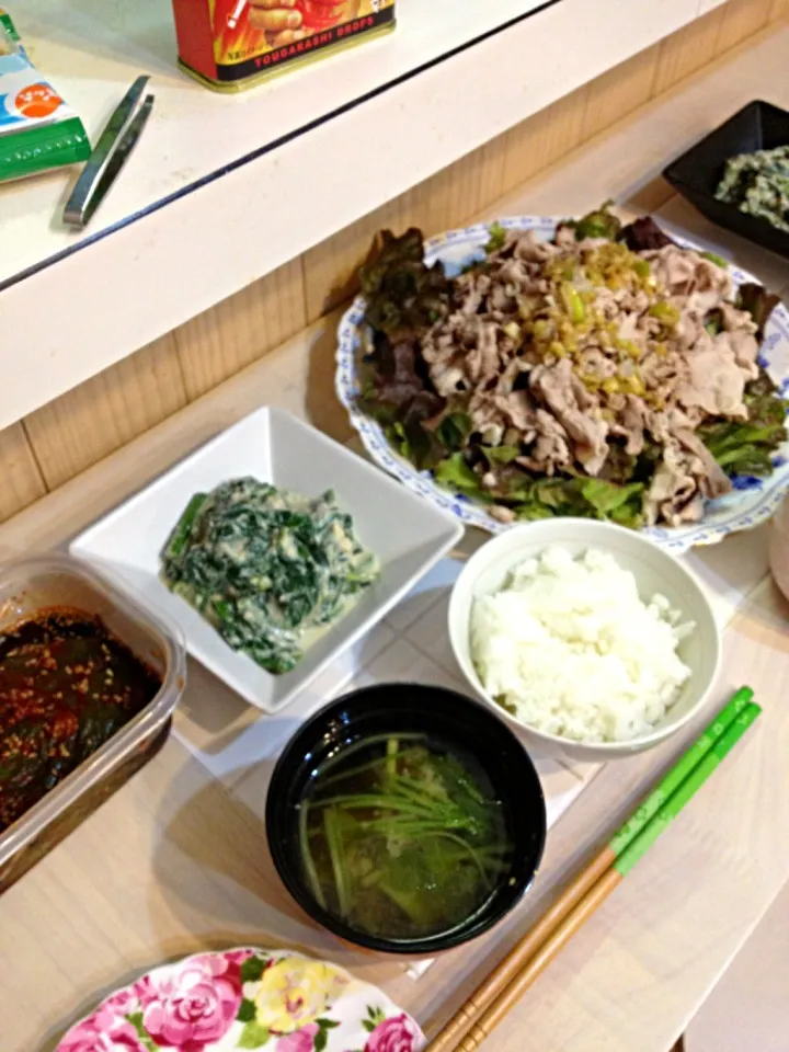 豚肉のネギ甘酢ソースかけ ほうれん草の白和え|狩野美香さん