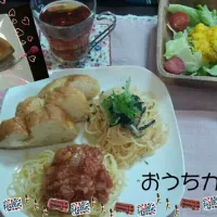 トマトパスタとめんたいこパスタ、カボチャサラダ|あーいさん