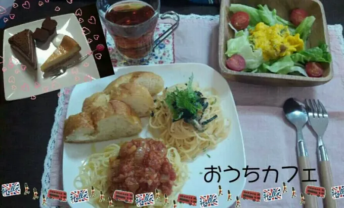 トマトパスタとめんたいこパスタ、カボチャサラダ|あーいさん