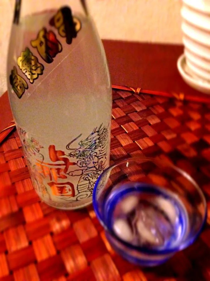 Awamori<Strong Okinawa liquor>ﾆﾔﾘ🍶(≖ω≖｡)泡盛♪|🌈Ami🍻さん