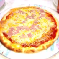 Ham Pizza|Evelyn Isedaさん