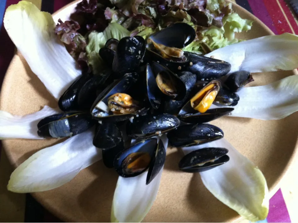 Mussels garlics, shallots and parsley|PHILIPPEさん