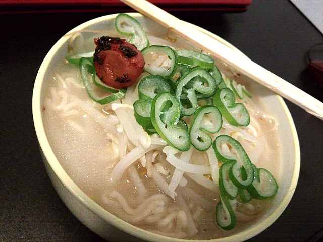 とんこつラーメン|朝倉さん