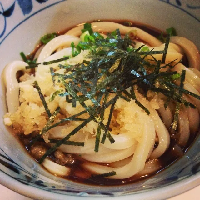 先日直島で食べたヤバすぎるうどん さすがうどん県💫|ひろみさん