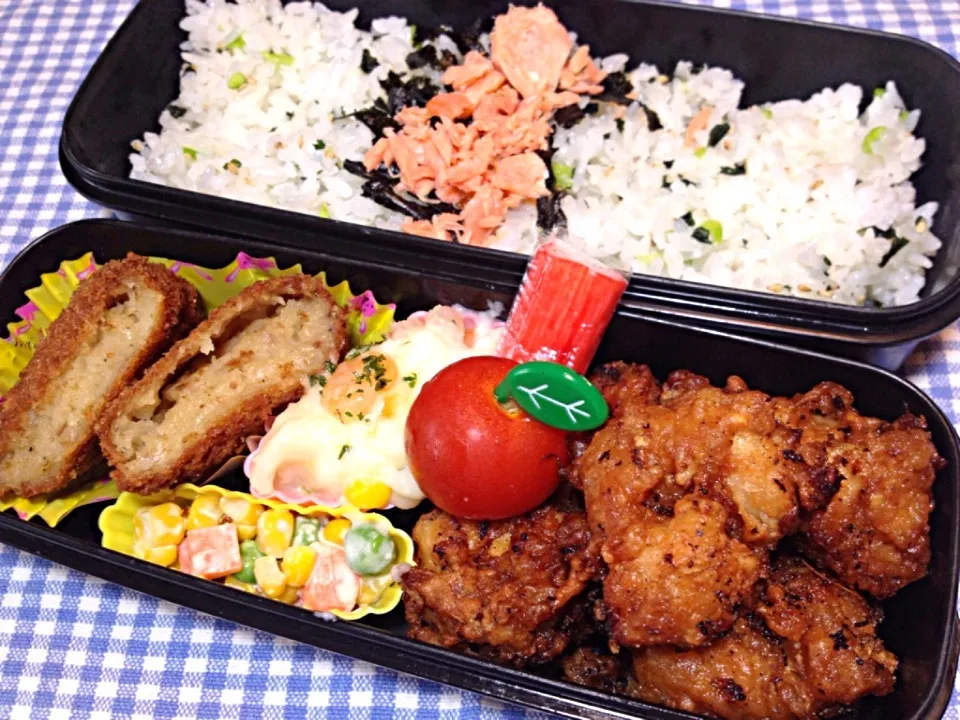 Snapdishの料理写真:18才食べ盛り息子弁当☆5/15（スパイシーから揚げレシピ）|けいちゃん（ももザィル）さん