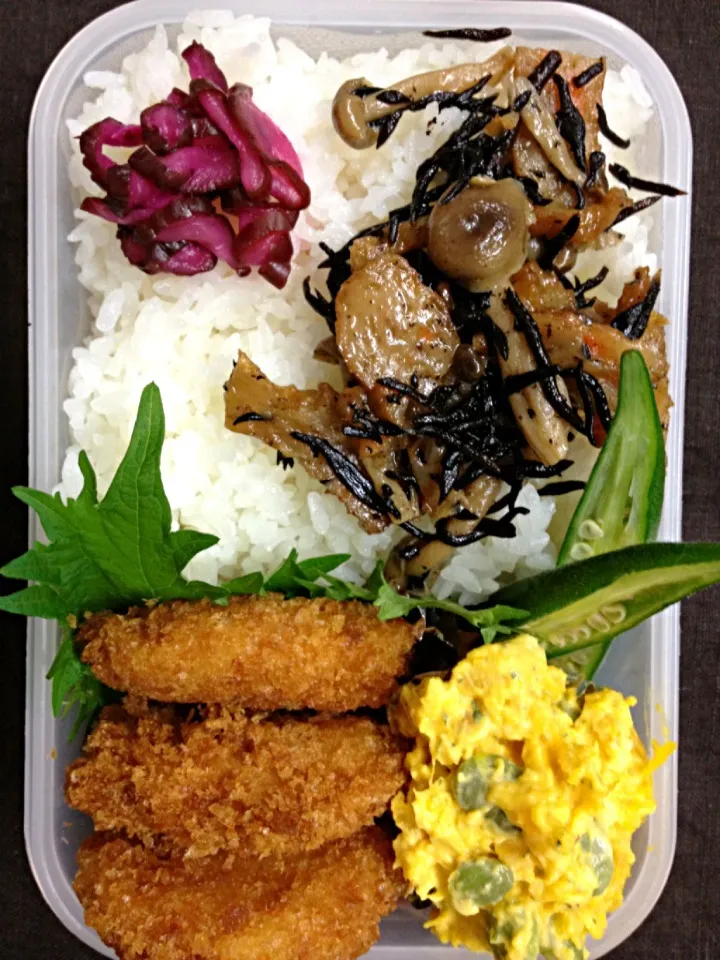 Snapdishの料理写真:100均ブラザーズ、本日のお弁当|グラコロさん