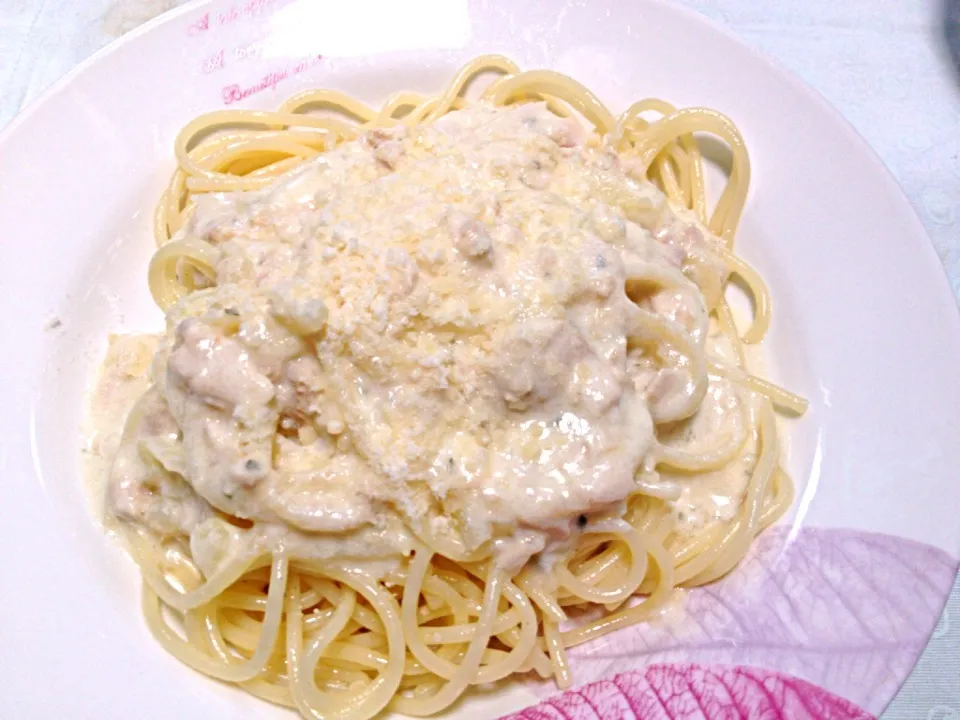 Spaghetti white sauce tuna|sanさん