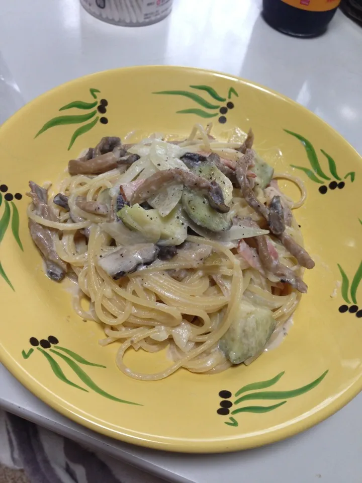 Snapdishの料理写真:クリームパスタ|しずかさん