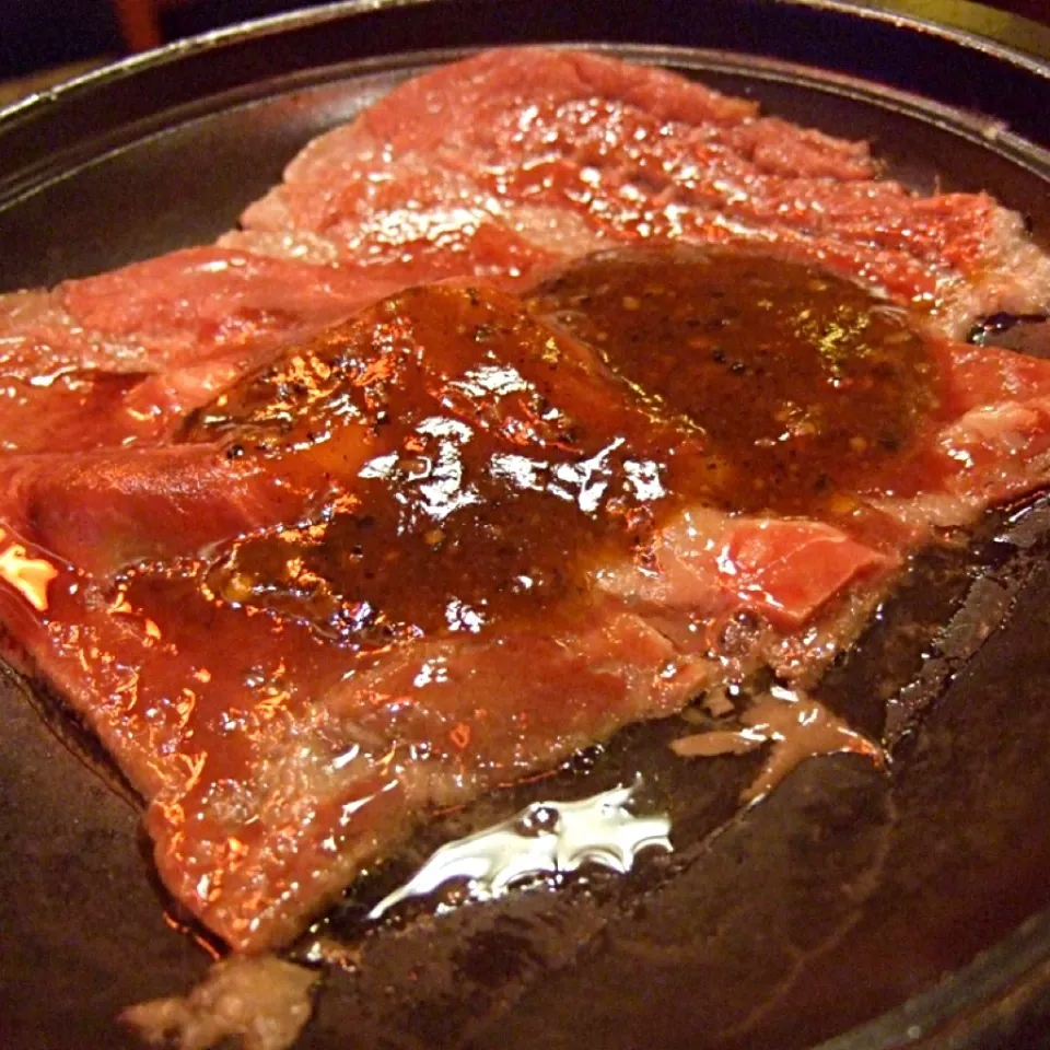 Beef on Hot Plate with Black Pepper Sauce|Yvonne Limさん