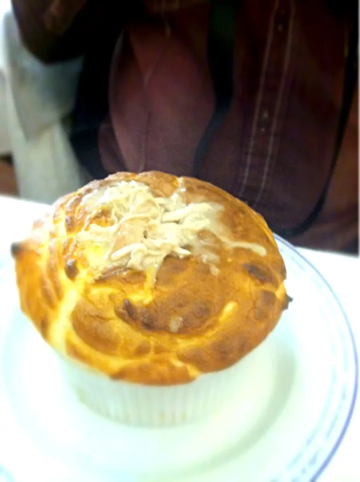 Snapdishの料理写真:Chicken soufflé with rich gravy|Phoebe Dukasさん