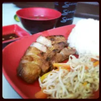 Snapdishの料理写真:pork bbq w/ rice ^_^|doresalyn calunsagさん