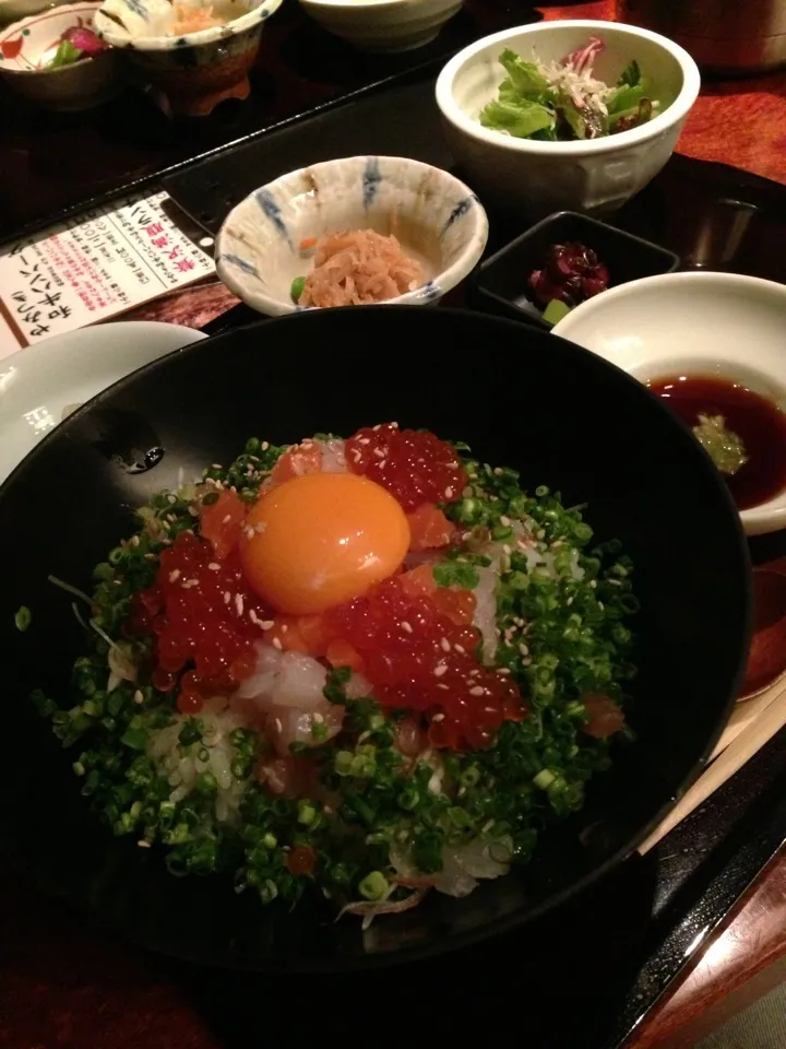 海鮮チラシ丼|やまもささん