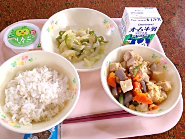 小学校の給食 5/15|5児のママさん