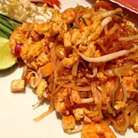 Snapdishの料理写真:Pad Thai|Clarissa Thiollaさん