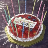 Snapdishの料理写真:息子の誕生日のケーキです。|けんいちさん