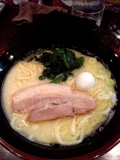 塩とんこつラーメン|フッチーさん