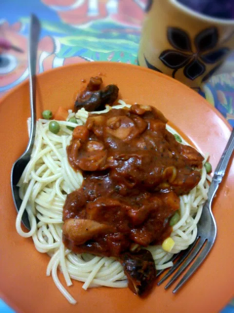 Spageti + cendawan + meat ball|Safuwan Romliさん