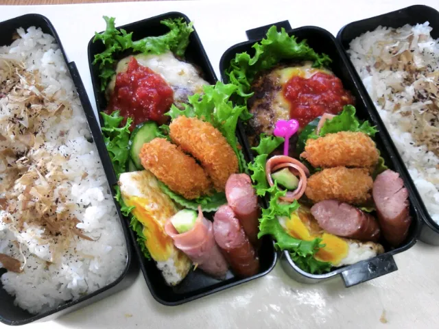 チーズハンバーグとエビフライ弁当☆|ふかさくさん