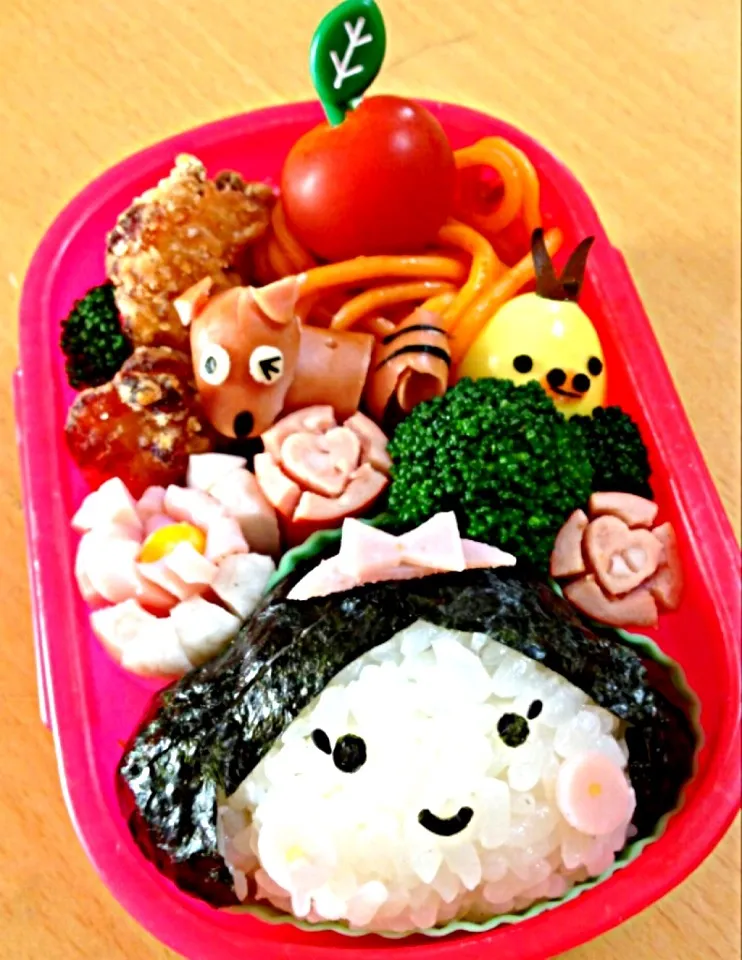 今日は次女の遠足!!!!!!!白雪姫と森の仲間達弁当(;^_^A|りつ(*≧艸≦)さん