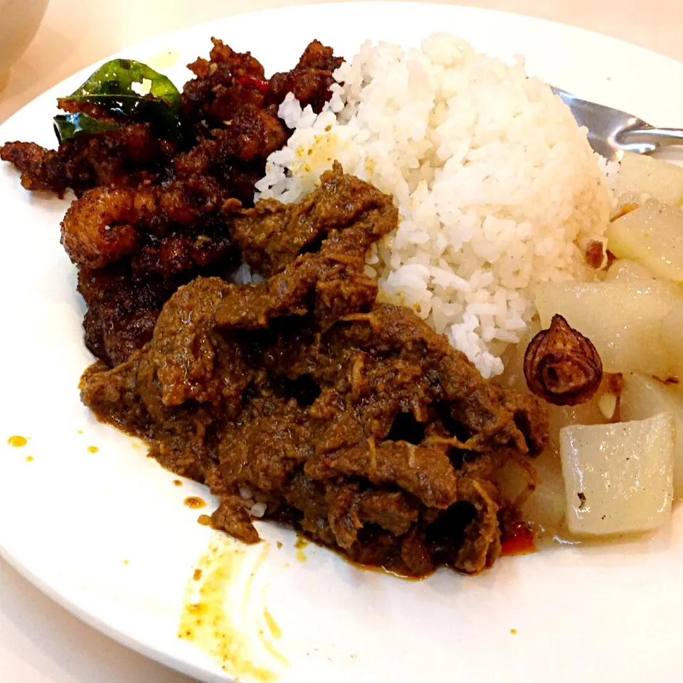 Beef Rendang|angela angieさん