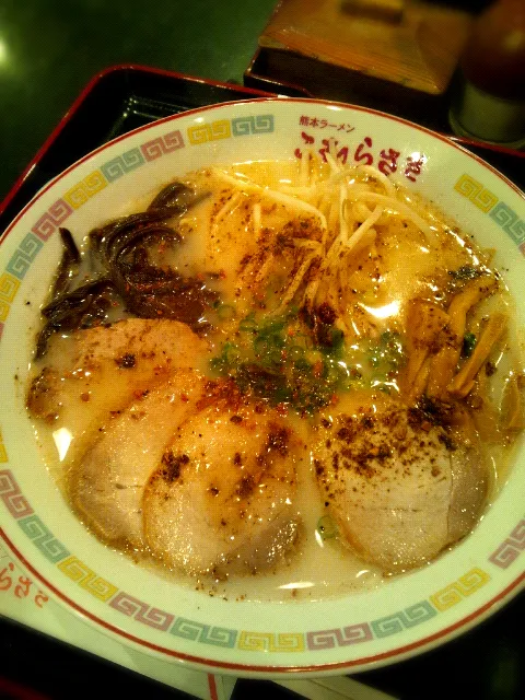 Snapdishの料理写真:こむらさき 王様ラーメン|まいみぃママさん